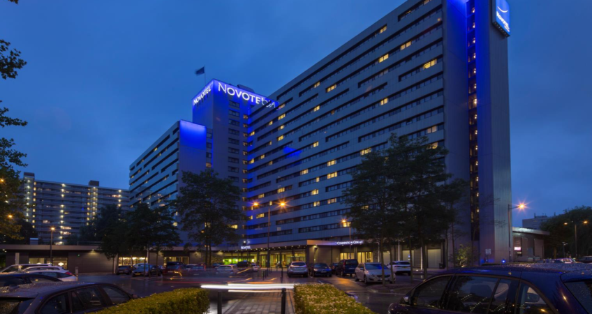 Illuminatie gevel Novotel Amsterdam  