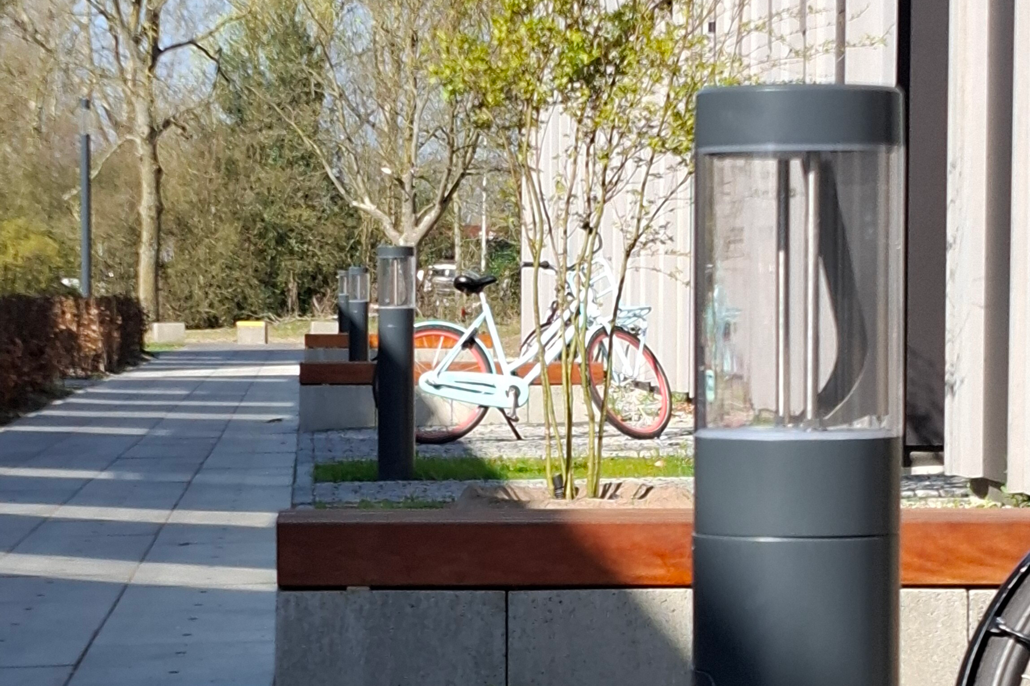 Nieuwe lichtzuilen voor campus TU Eindhoven