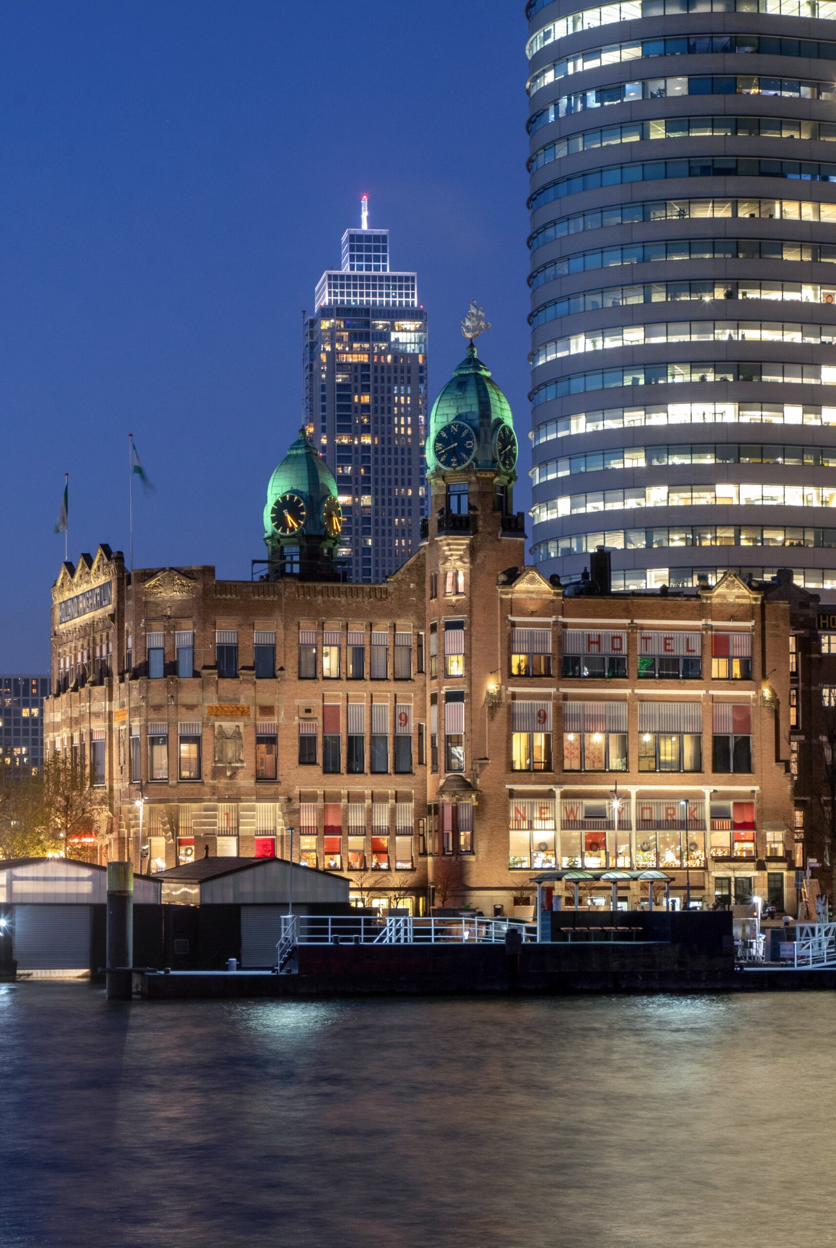 Verlichting Hotel New York Rotterdam