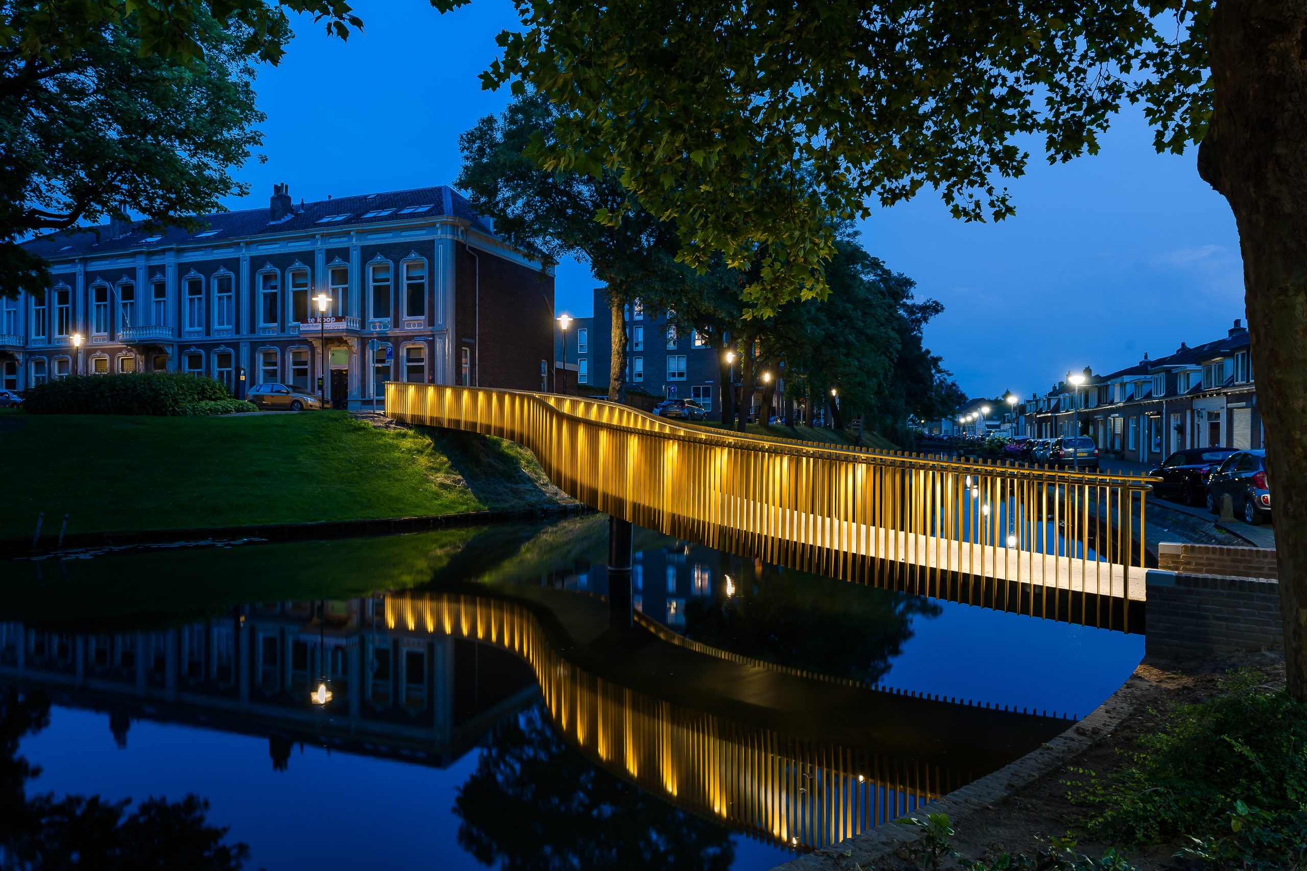 Gouden slinger brug Tiel