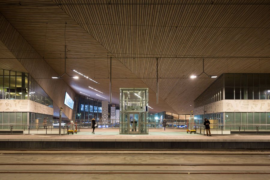 Rail stationverlichting CS Rotterdam 5
